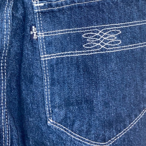 Vintage Levi’s “Movin On” 80s Straight Leg Jeans - Picture 16 of 16